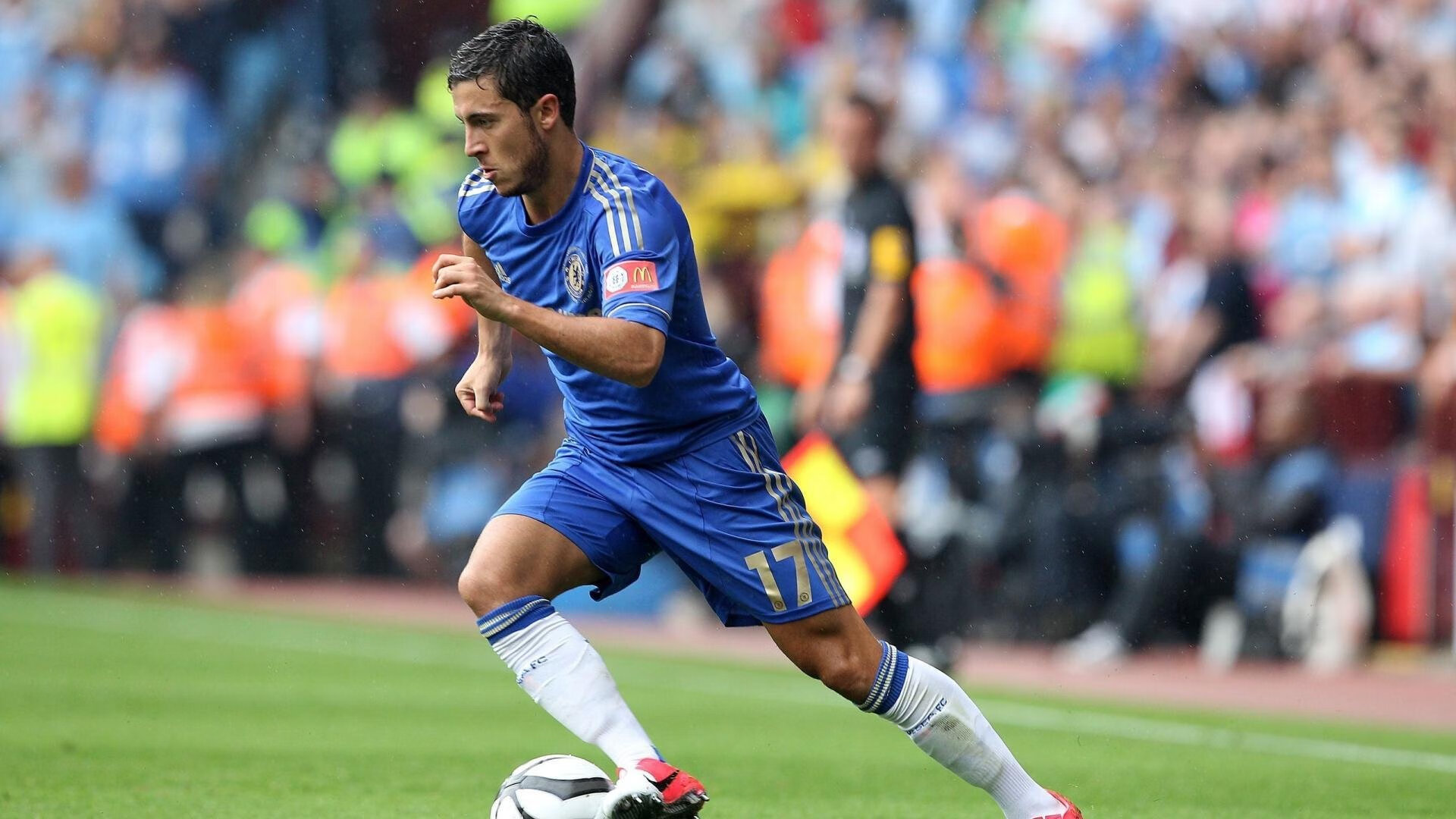 台球比赛现场：紧张激烈的对决，台球惊呆全场视频